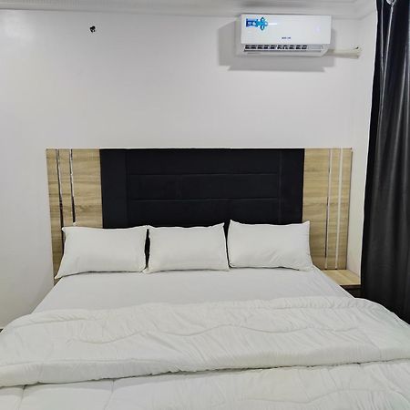 Lekki Continental Apartment Lagos Exterior photo