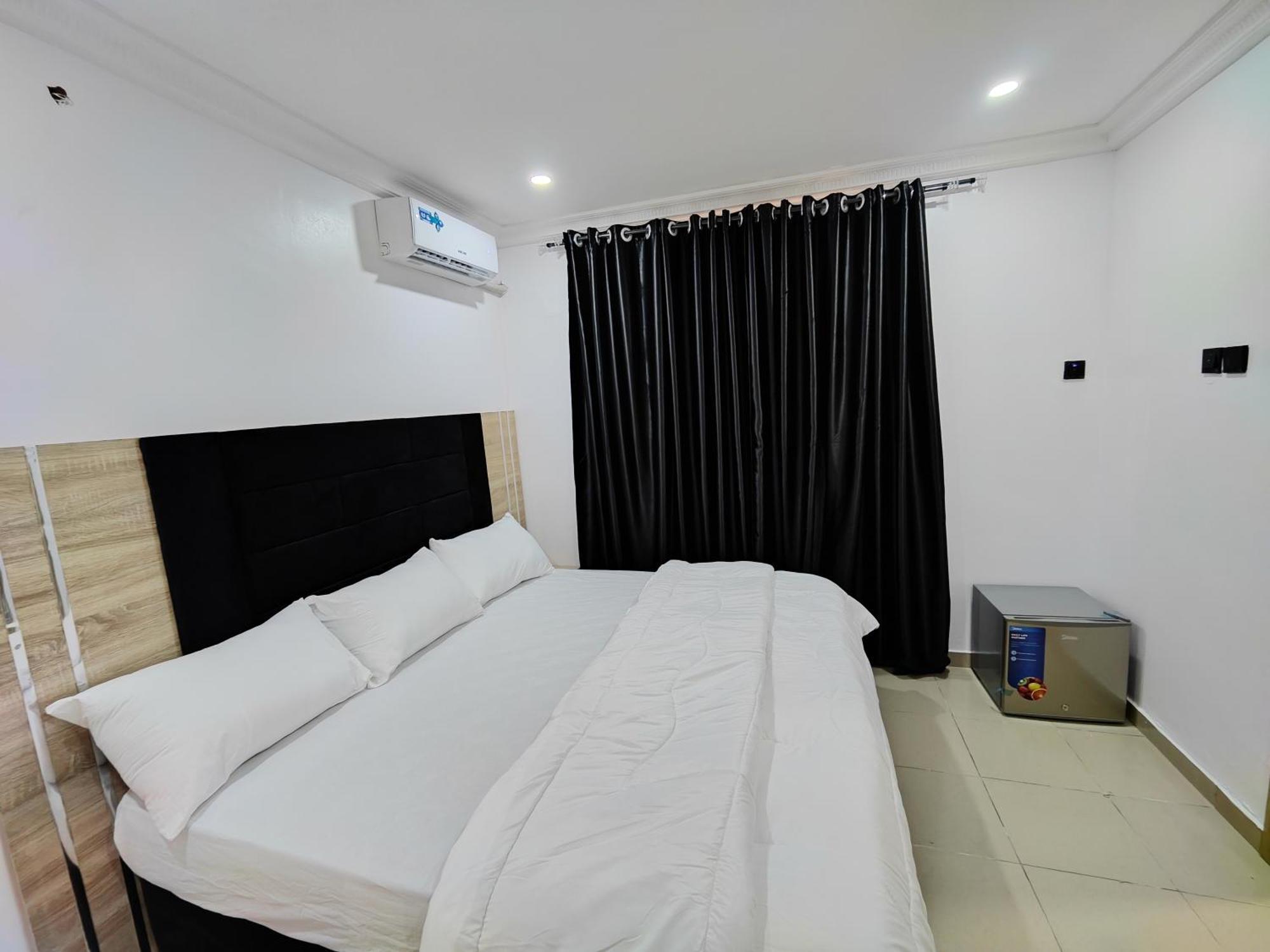 Lekki Continental Apartment Lagos Exterior photo